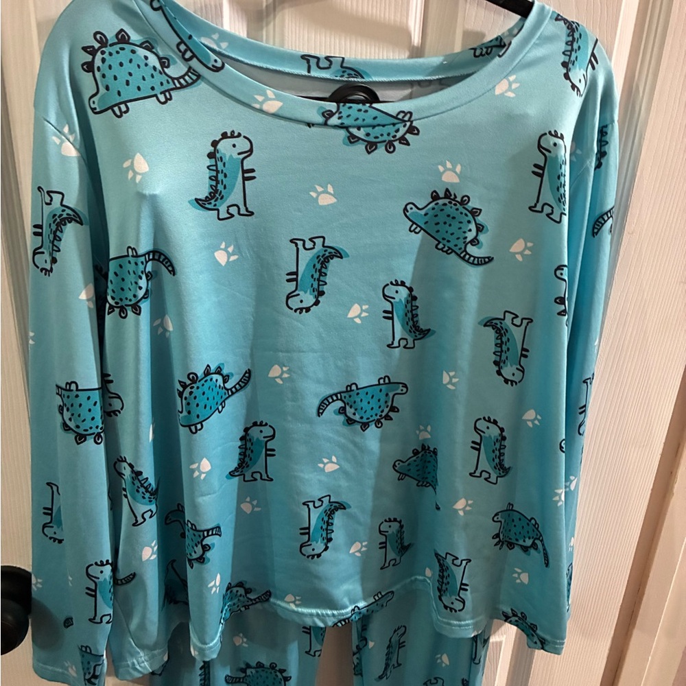 Women’s Dinosaur Pajama Set - Picture 2 of 4